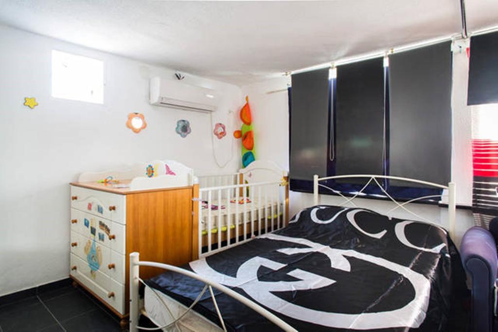 Wavedance Accommodation Salamina Exterior photo