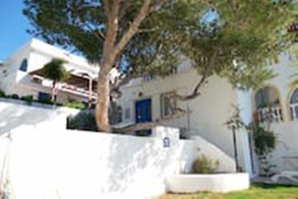 Wavedance Accommodation Salamina Exterior photo